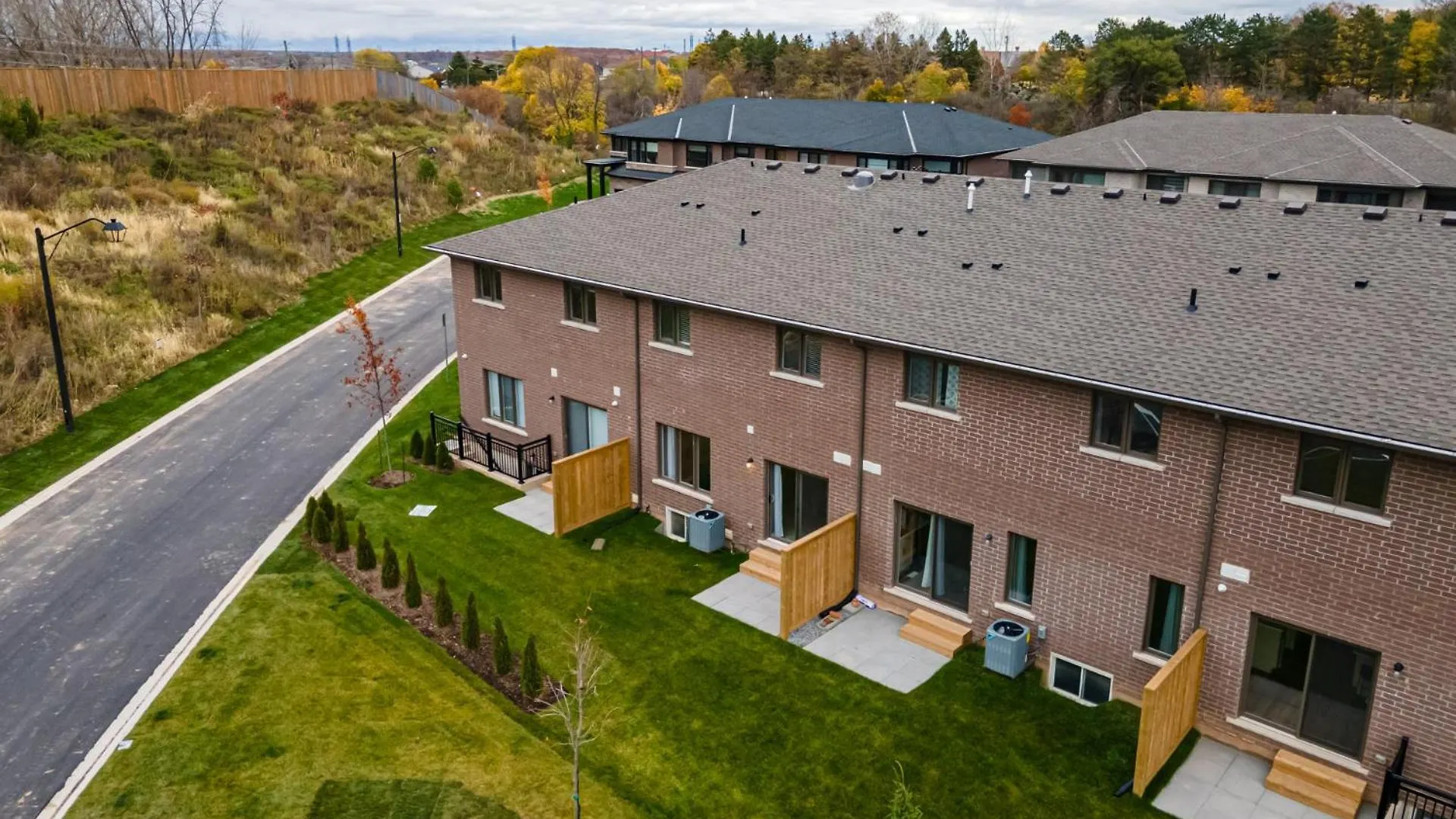 Niagara Falls Luxury Living - 8 Guest House كندا